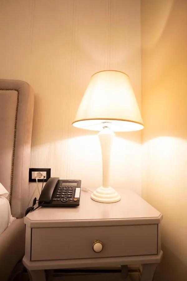 Vila Ekrem Korce Hotel