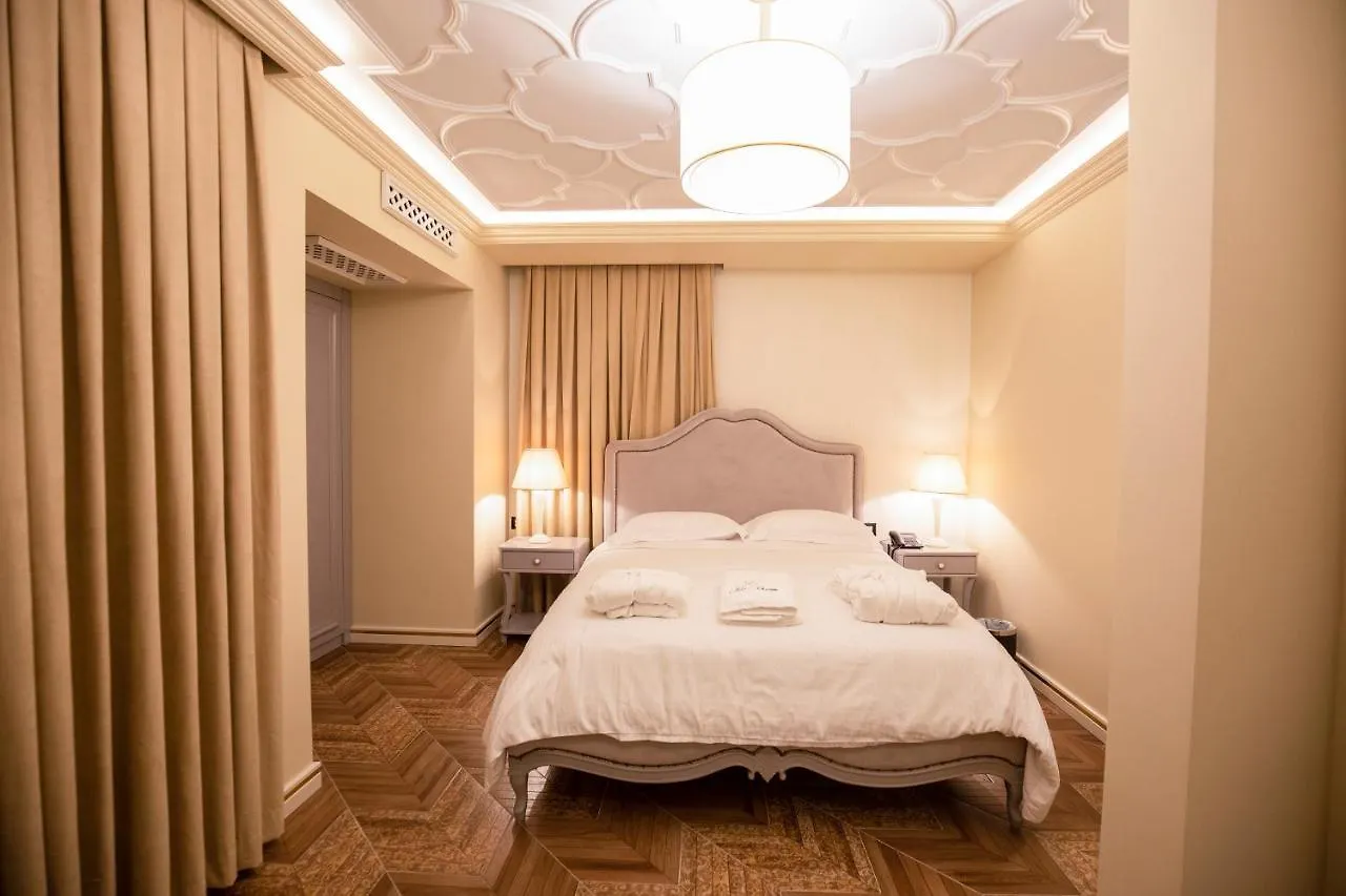 Vila Ekrem Korce