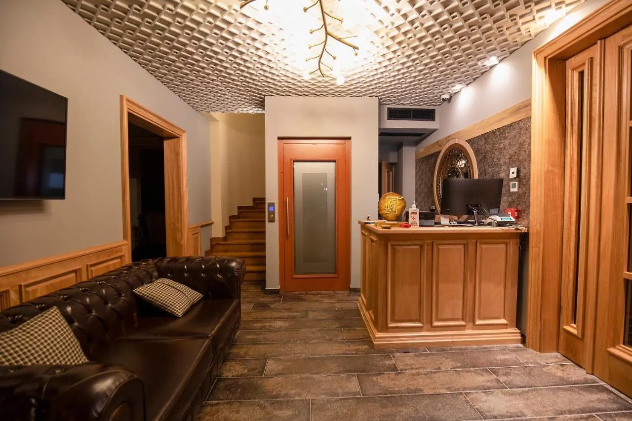 Vila Ekrem Korce Hotel